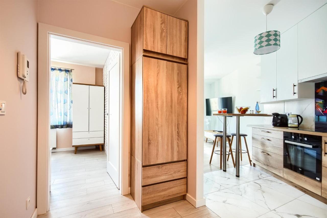 Jutrzenka Apartment Wroclaw Ngoại thất bức ảnh
